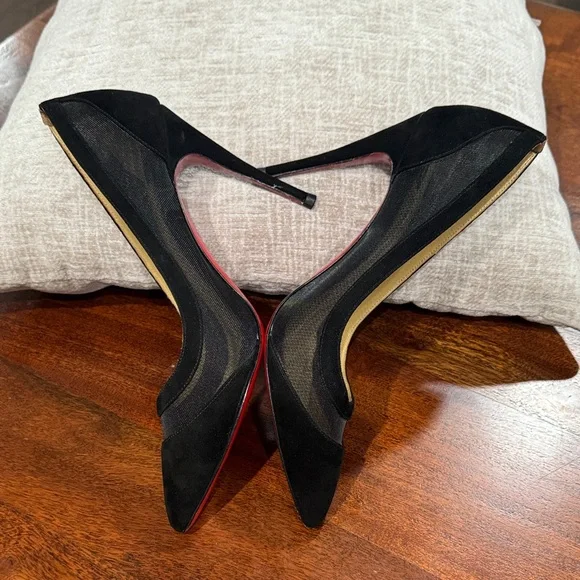Christian Louboutin black suede pumps. - Picture 6 of 13